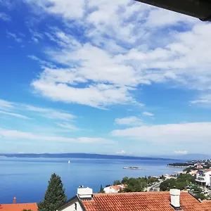 App Lu 5 Apartman Novi Vinodolski