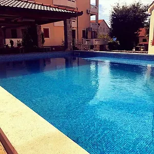 Hanka Apartman Njivice